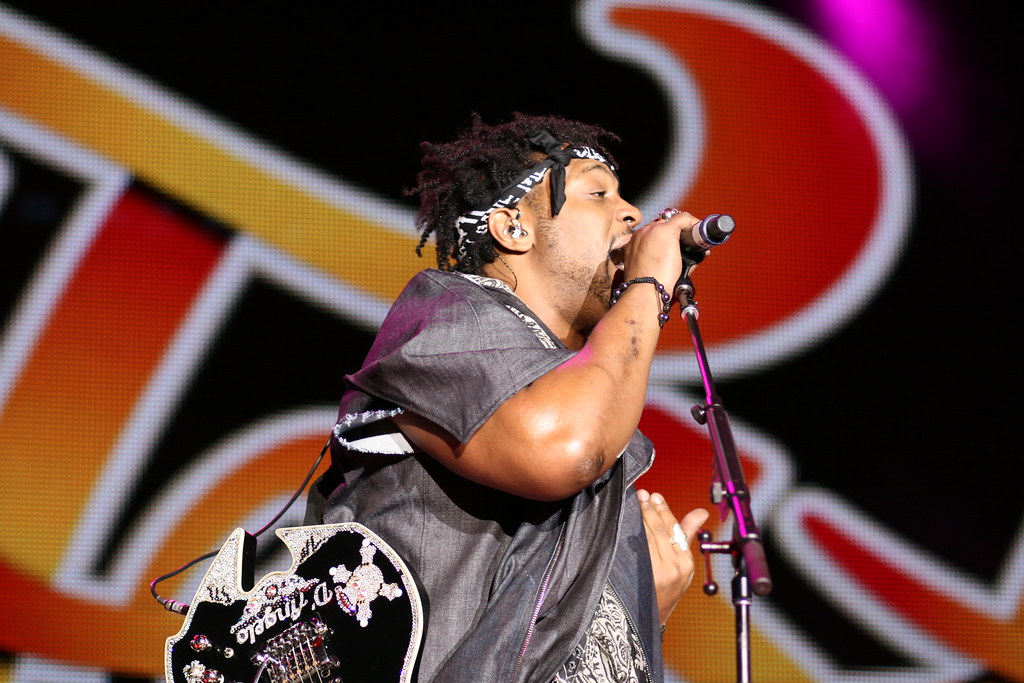 d'angelo performing in melbourne australia for soulfest in 2014